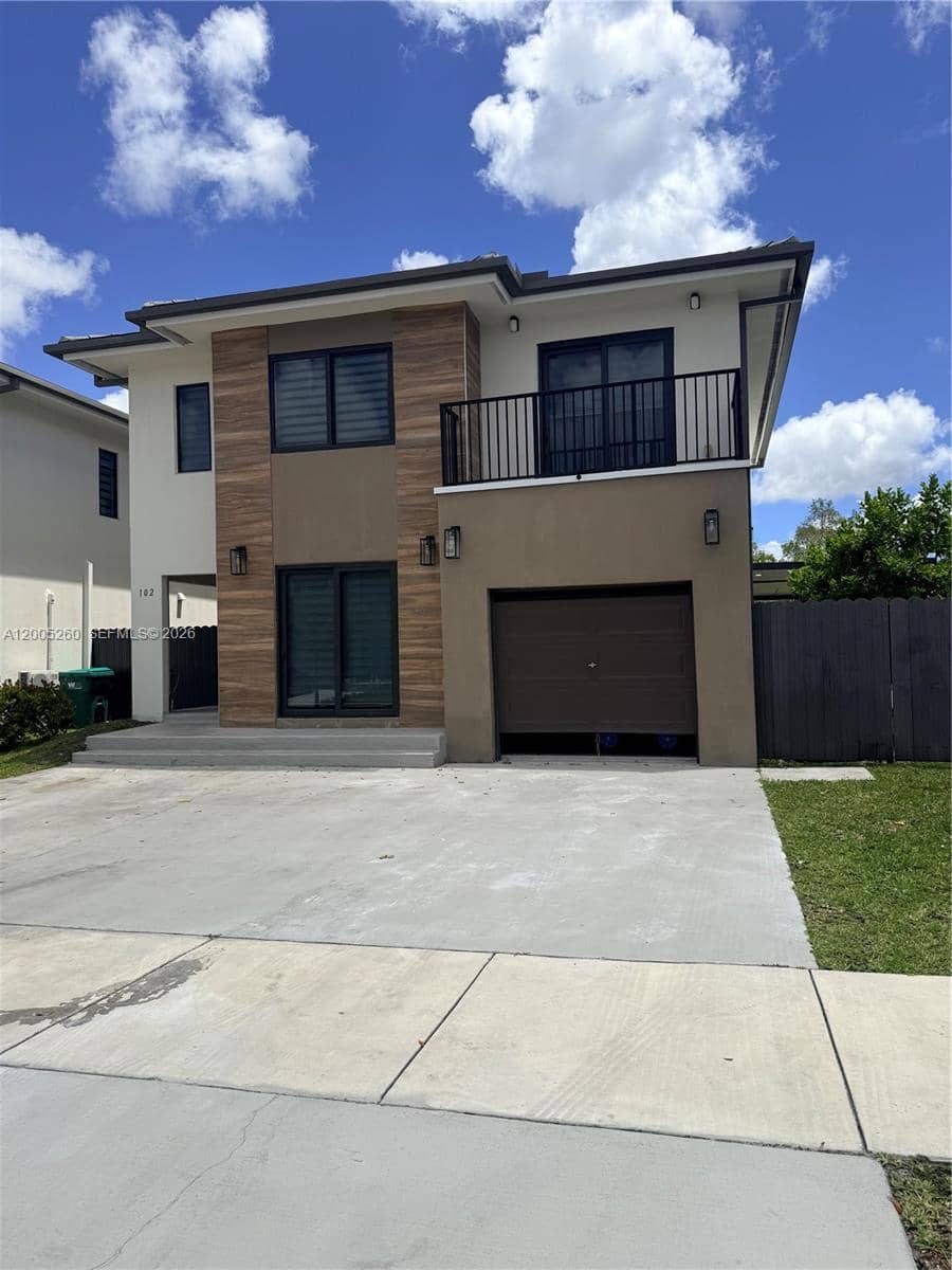 102 10th Place, Florida City