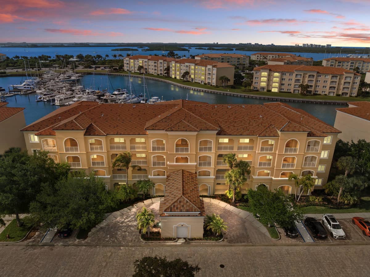 16 Harbour Isle Drive #303, Fort Pierce