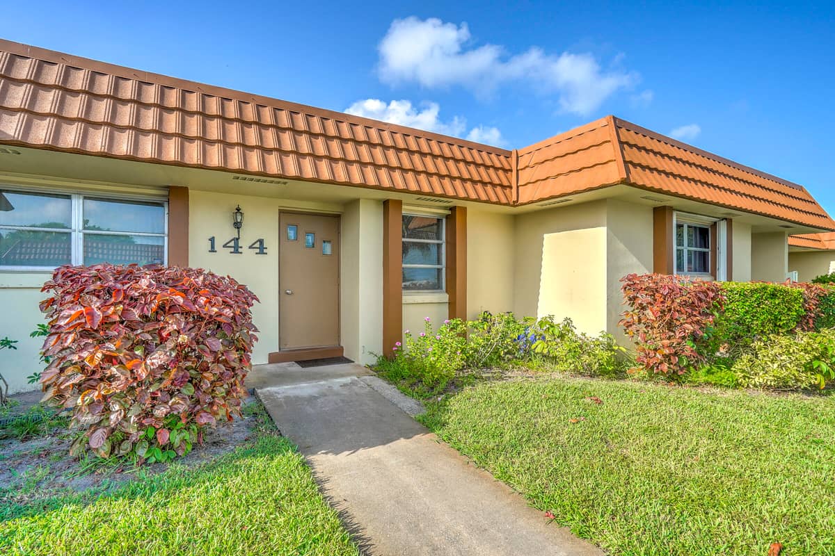 5780 FERNLEY Drive #144, West Palm Beach