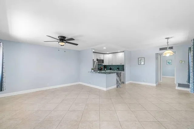 566 Saxony L, Delray Beach