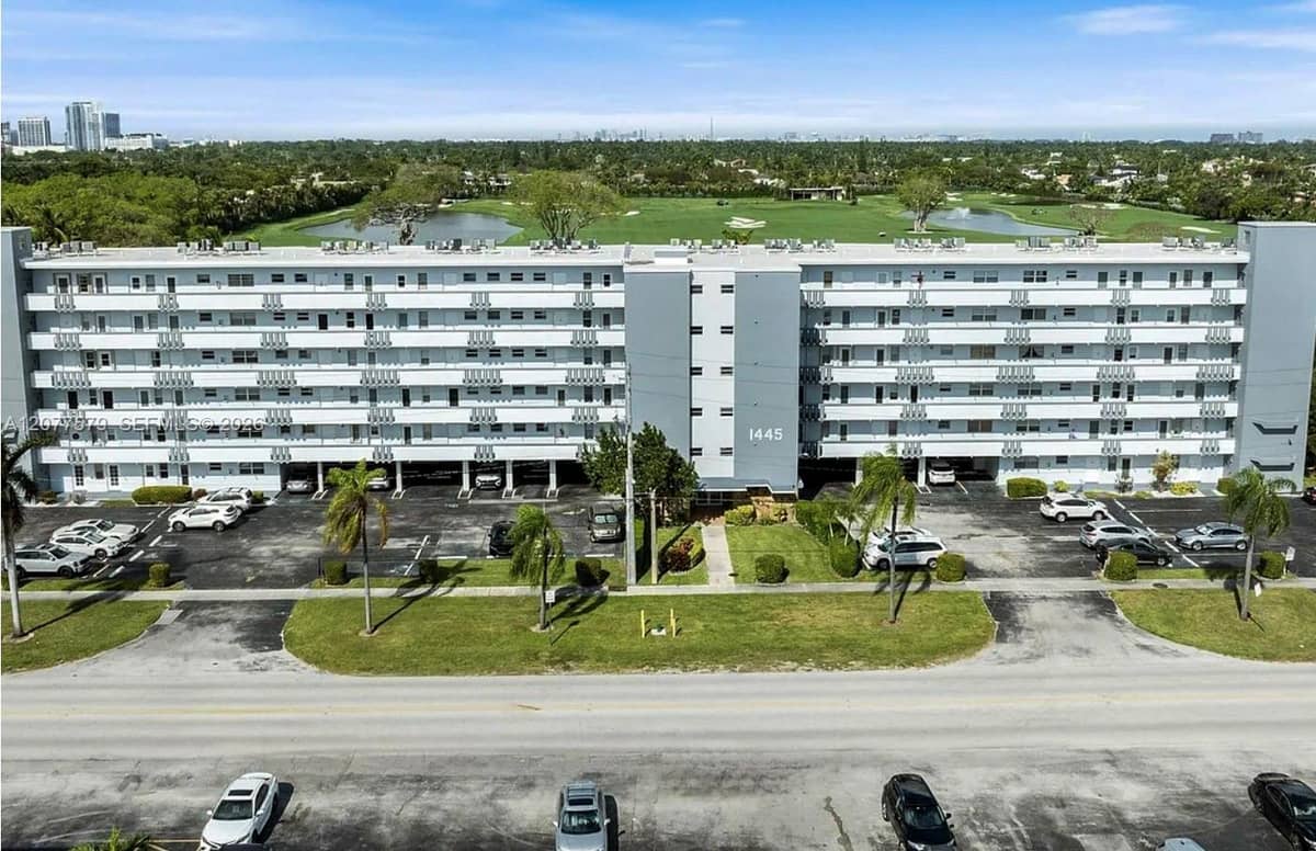 1445 Atlantic Shores Boulevard #604, Hallandale Beach