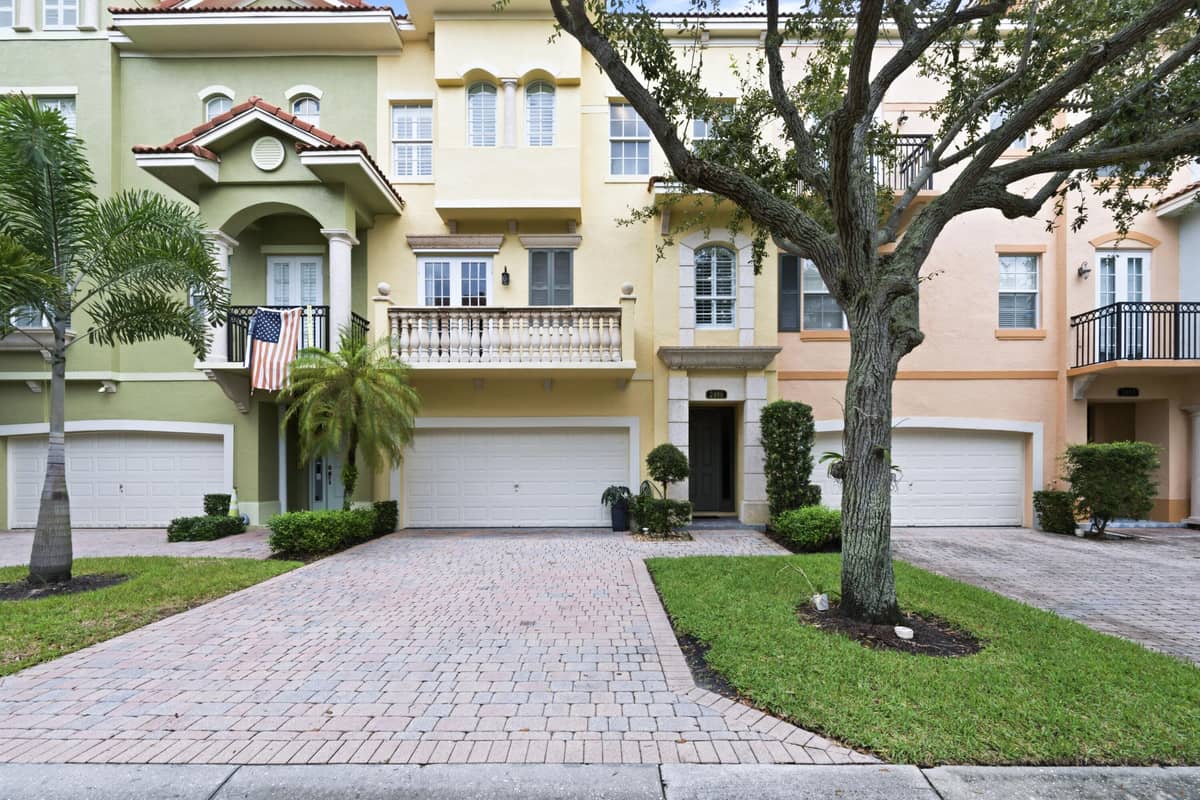 2486 SAN PIETRO Circle, Palm Beach Gardens